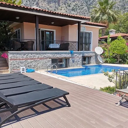 Redpine 5 Villa *